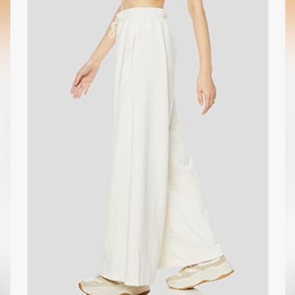 ADIDAS Cream Wide-Leg Joggers/Pants - Picture 8 of 8